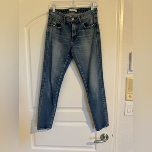 Moussy vintage sundance skinny  size 27.